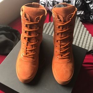 Yezzy season 3 size 39